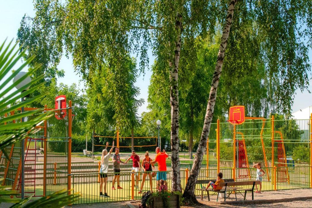 Mobil-Home Cosy 5 Personnes Camping Le Ried - Europapark Boofzheim 외부 사진
